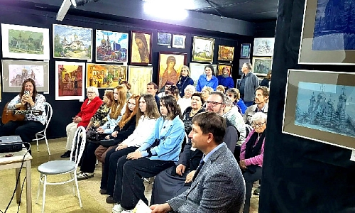 Искусство, несущее свет