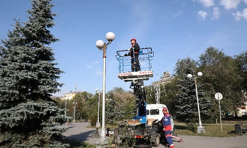 Свет в каждом дворе