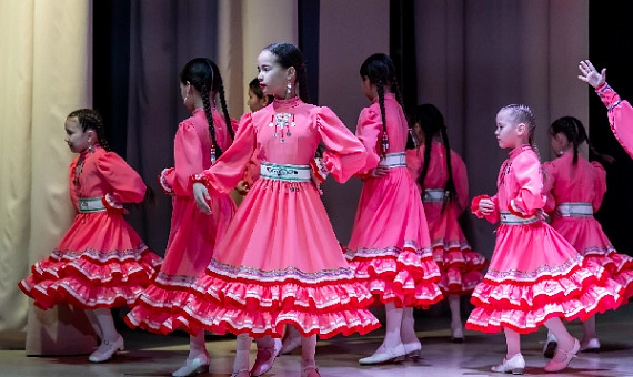 «Весенний парад» для женщин