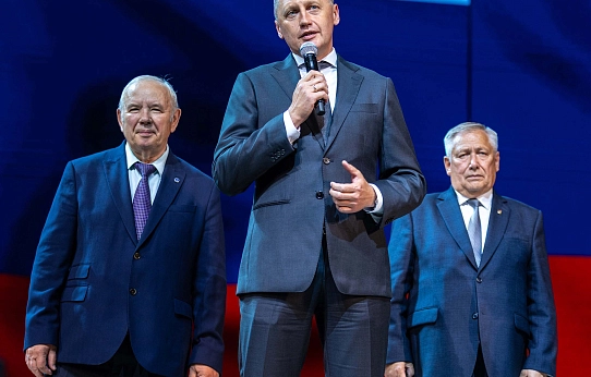 Первые поздравления – ветеранам