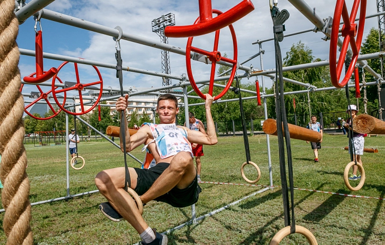 Многогранный вид спорта