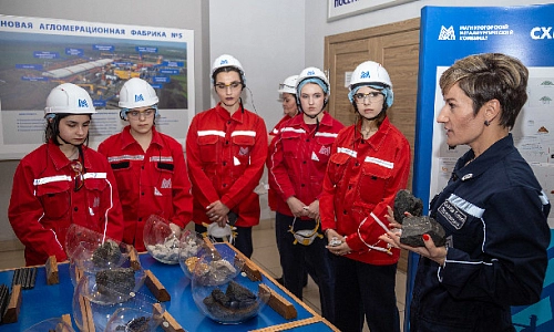 Человек + мир вокруг него