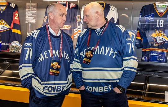 И звезда с звездою говорит… 