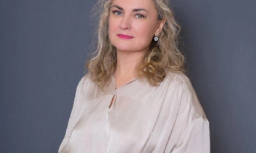 Победила Елена Степаненко