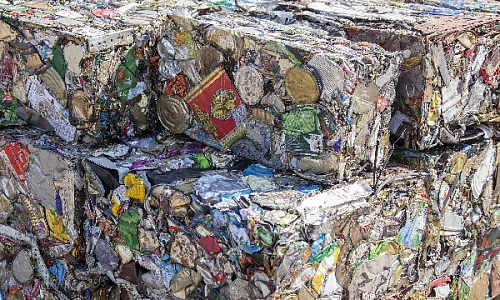 Сто футбольных полей свалок