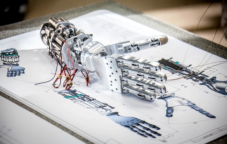 Из Магнитки на орбиту