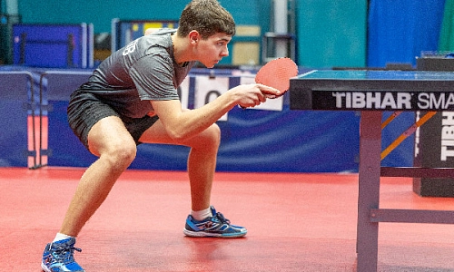 За столами – профи