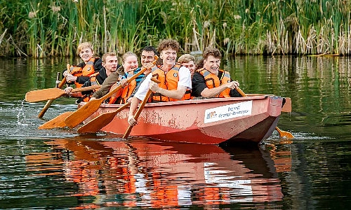 Отправляем лодку зимовать