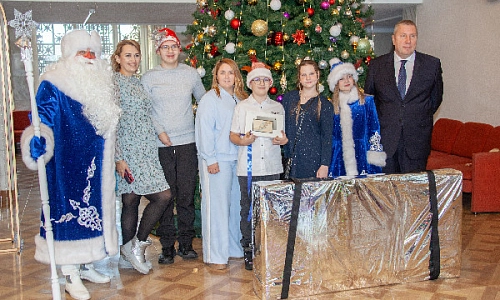 Подарить немножко счастья