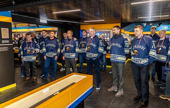 И звезда с звездою говорит… 