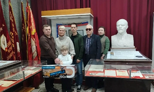 Счастье  на расстоянии вытянутой руки