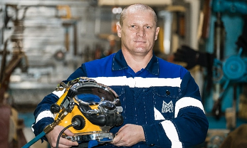 Работа ювелирная, видимость нулевая