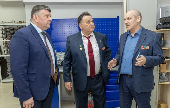 Жизнь продолжается