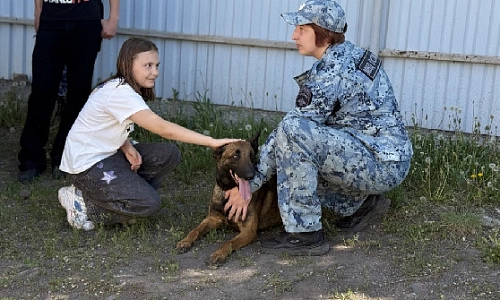 Четвероногие помощники полиции