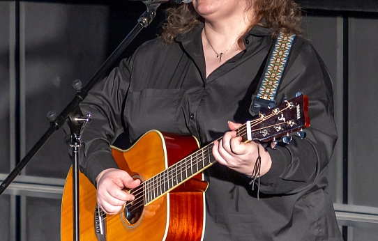 Встретиться, поговорить, обняться…