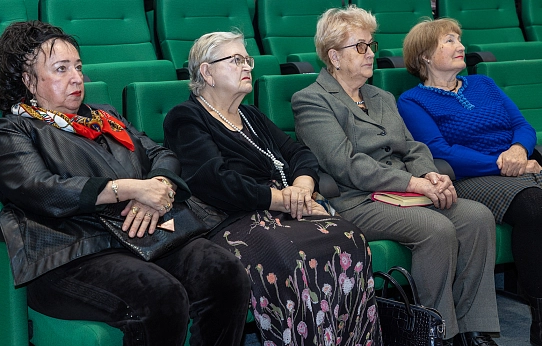 Планы строит осень жизни