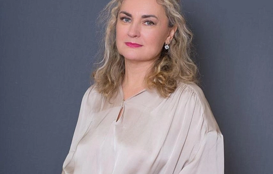 Победила Елена Степаненко