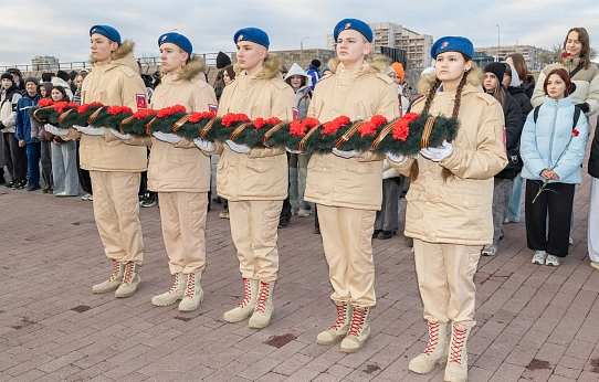 Подвиг твой бессмертен…