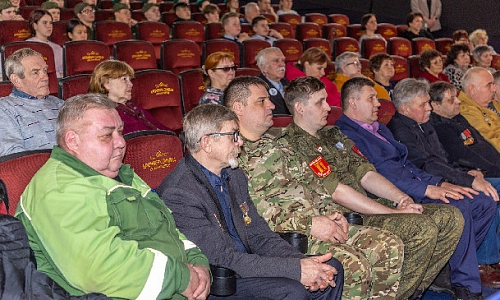 Встретиться, поговорить, обняться…