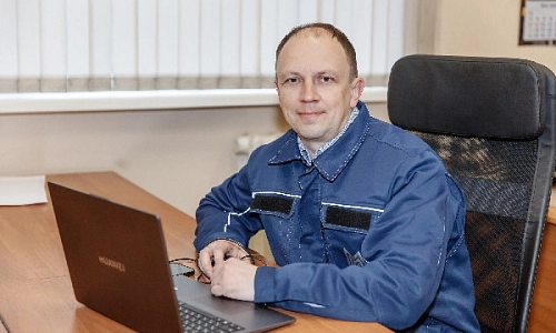 «Инженера формирует практика»