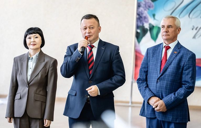 Пусть будет светлым школьный путь