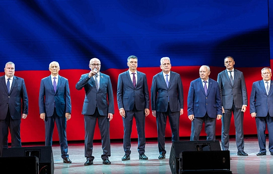 Первые поздравления – ветеранам