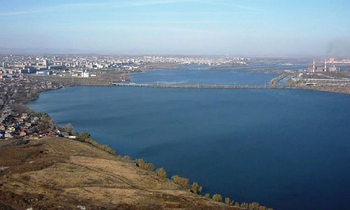 Воды ещё много