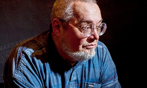 «Тихий ангел бумажный – белый ангел любви»