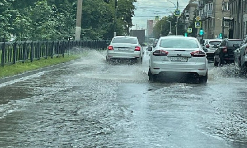 Суши трусы, сливай бассейн?