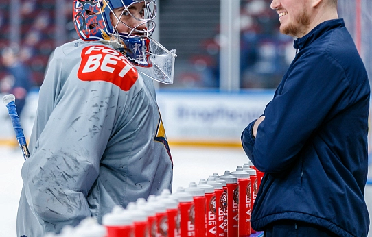 Восточная классика: противостояние и подарки болельщикам