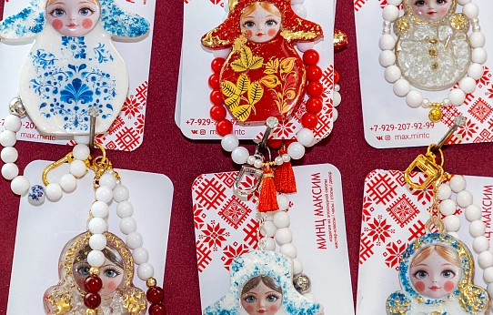 Театр, ярмарка и виртуальная реальность