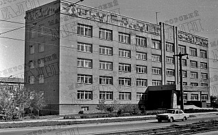 Магнитогорское отделение института "Челябинскгражданпроект" (1964-1990 годы) Магнитогорское отделение института "Челябинскгражданпроект" (1964-1990 годы)