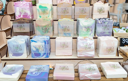 Театр, ярмарка и виртуальная реальность