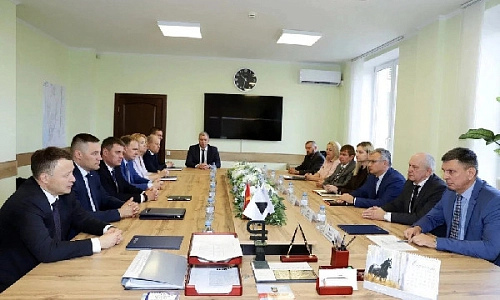 На принципе социального партнерства