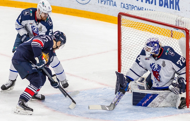 Чудеса хоккейной эквилибристики