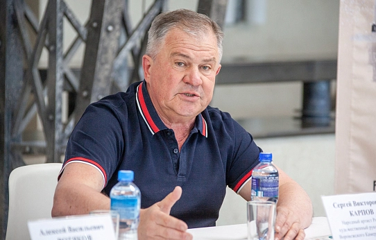 «Хочется увидеть город и комбинат»