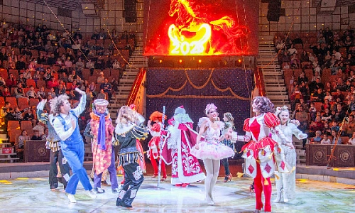 Новый год в Стране чудес