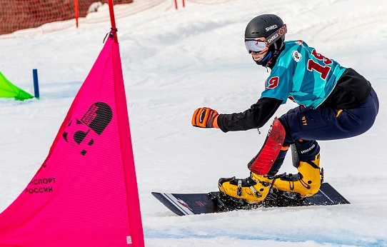 Тепло спорту не помеха