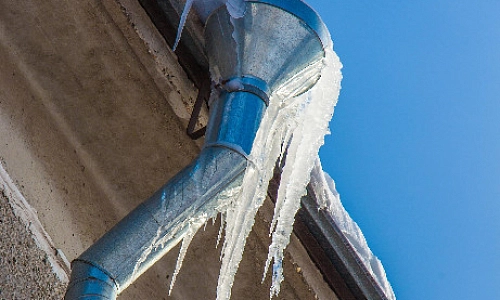 Осторожно: сосульки!