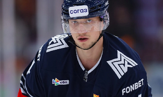 Лидер несёт потери