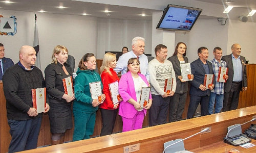 За помощь – почёт и уважение