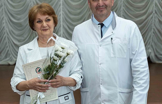 Дарить частицу себя