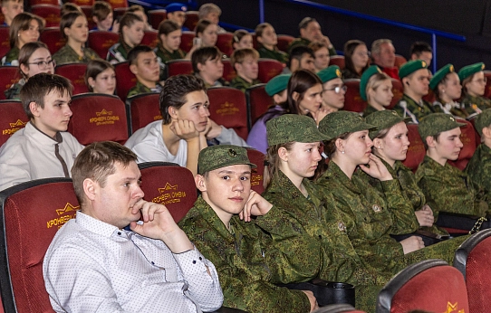 Встретиться, поговорить, обняться…