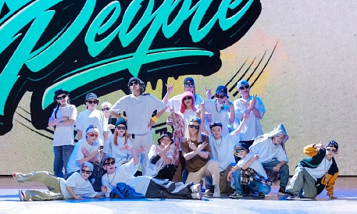 Она знает, как «раскачать» брейкинг