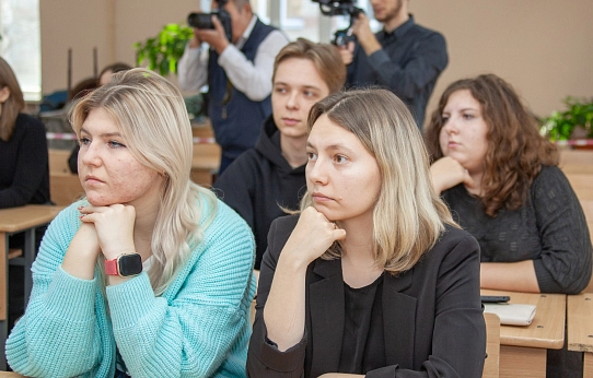 Студентам – опыт, школам – помощь